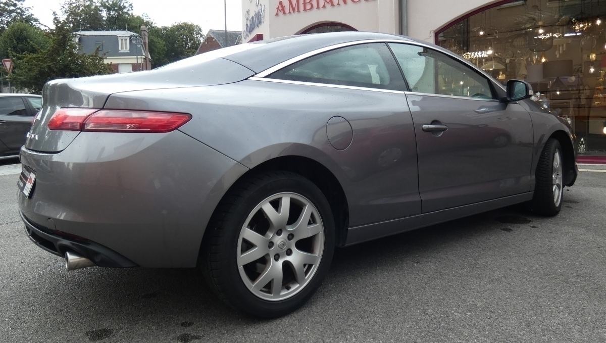 Renault Laguna — 12